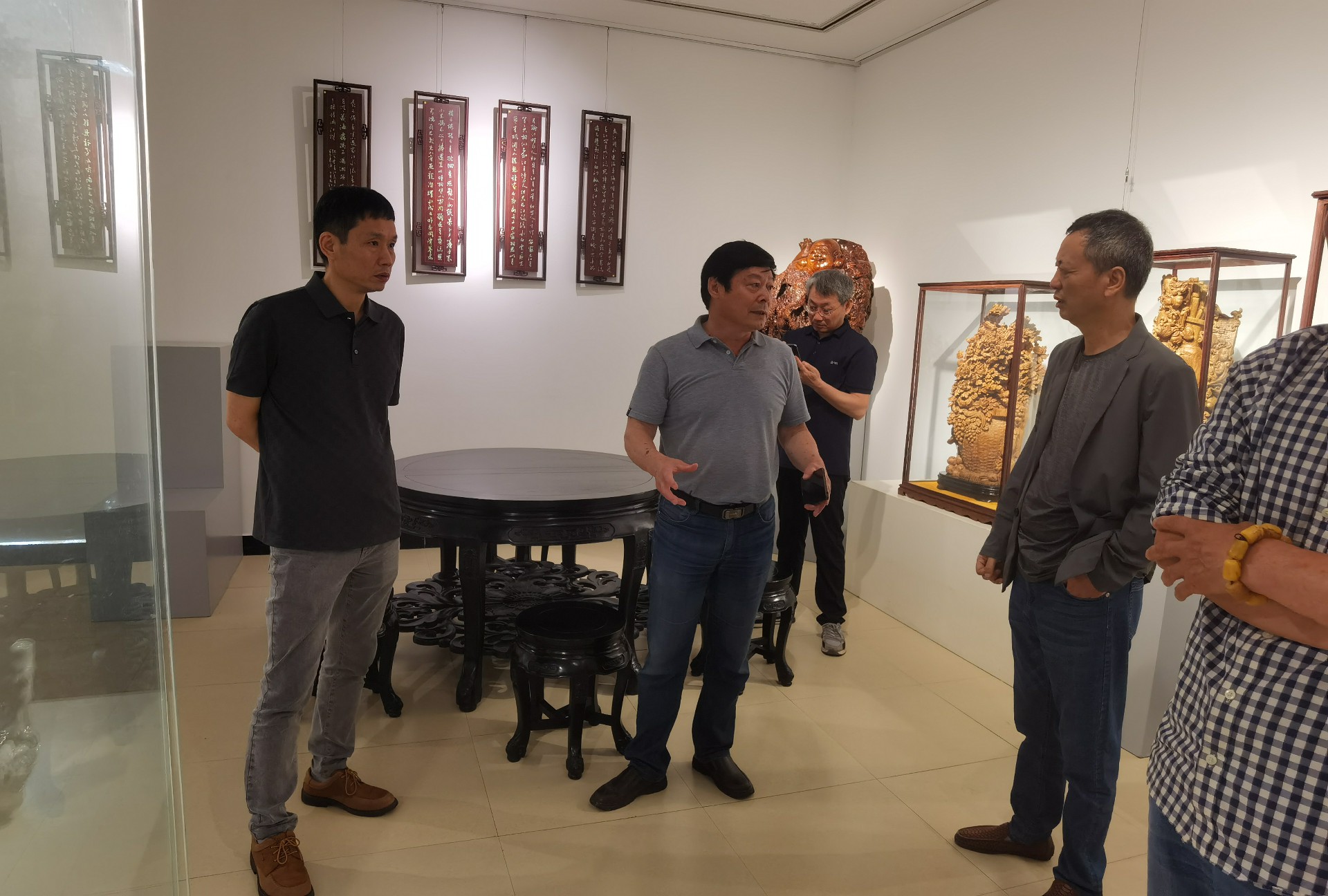 景德镇陶瓷研究院赴杭州考察文化数字经济